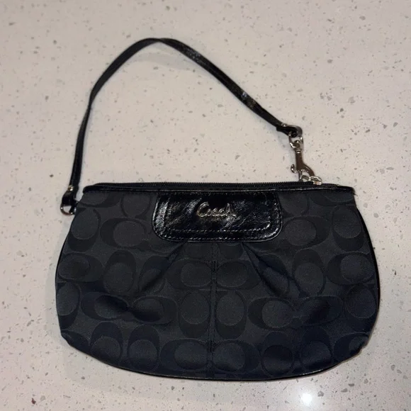 Coach Black Signature Wristlet Clutch - Picture 2 of 8